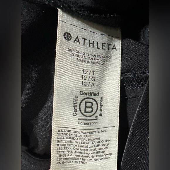 ATHLETA Endless High Rise Cargo Ankle Pant size 12 tall black - Picture 10 of 12